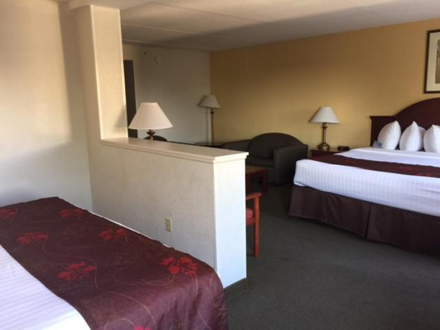 Days Inn & Suites By Wyndham Laurel Near Fort Meade Esterno foto
