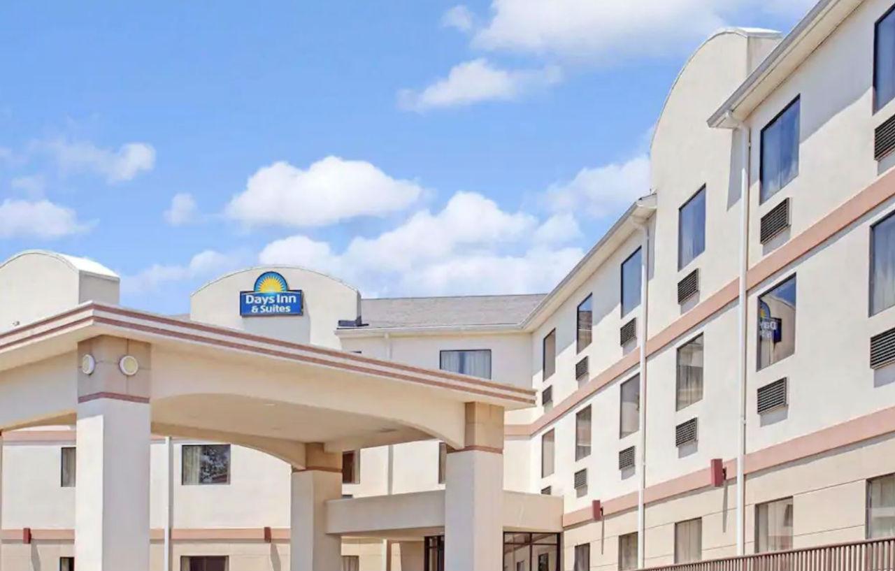 Days Inn & Suites By Wyndham Laurel Near Fort Meade Esterno foto