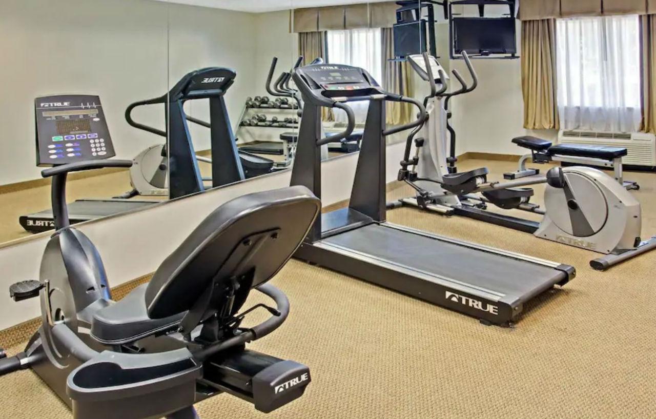 Days Inn & Suites By Wyndham Laurel Near Fort Meade Esterno foto
